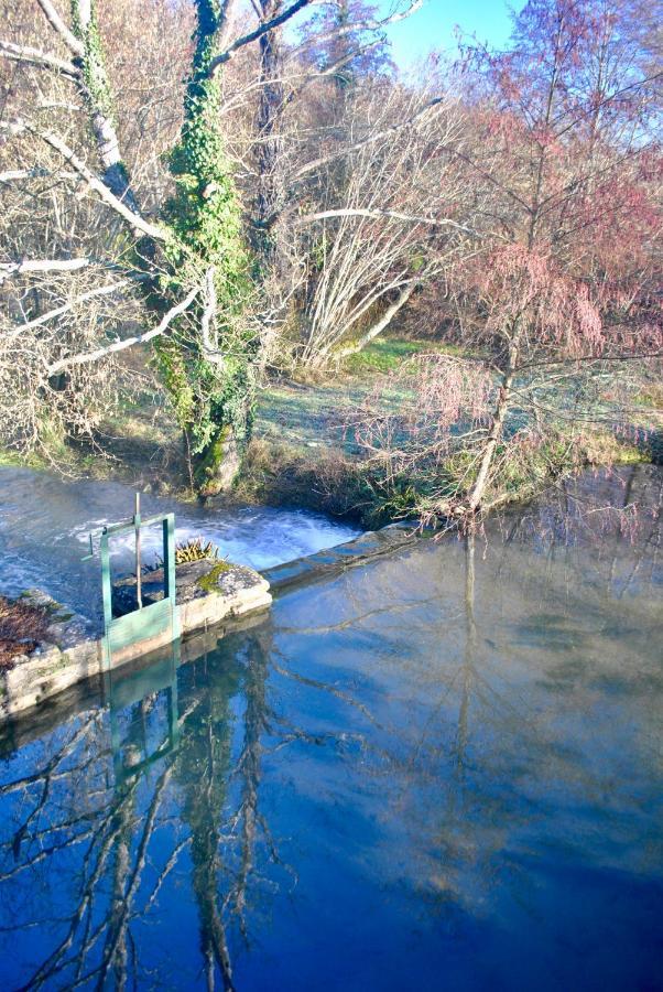 Moulin Sous La Vergne Nanteuil-en-Vallée Zewnętrze zdjęcie