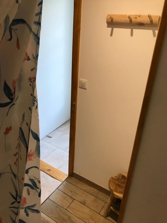Moulin Sous La Vergne Nanteuil-en-Vallée Zewnętrze zdjęcie